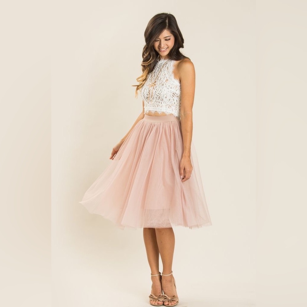 STUNNING Top & Skirt Set